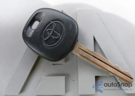 2000 Toyota Camry Ce из США, поврежденный, VIN 4T1BG22K1YU690856